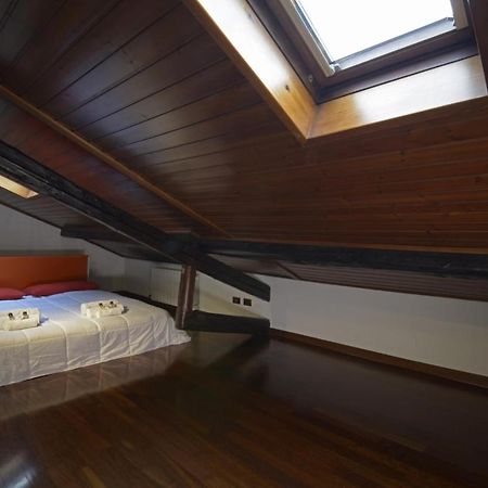 ミラノCenisio - Corso Sempione Accogliente Mansarda Di Designアパートメント エクステリア 写真